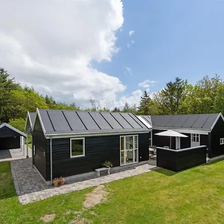 Eireen - 600m To The Fjord By Interhome Feriehus Farsø